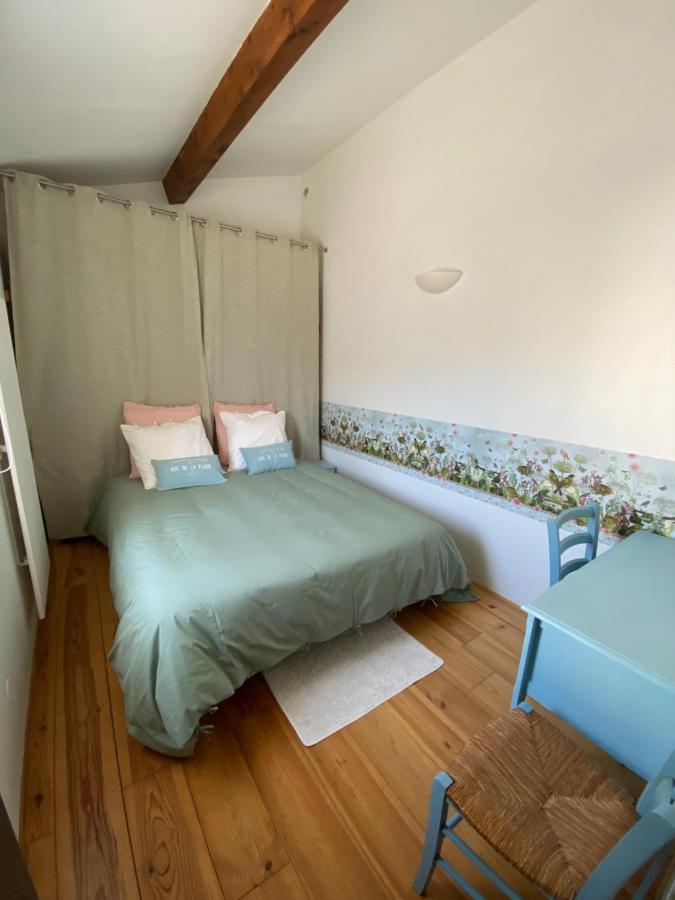 Au Mas Retz De Jade Bed & Breakfast Chauve Exterior photo
